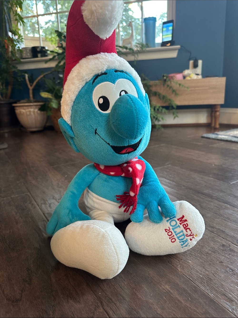 Macy's 2010 Smurf Holiday Plush
